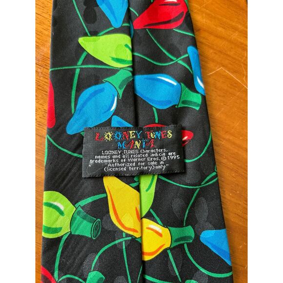 Holiday Men’s Looney Tunes Character Tie Tweety Tasmanian Devil  etc - Picture 7 of 10